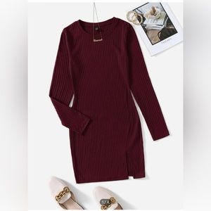 Shein. Size 6 (medium). Burgundy ribbed split hem dress